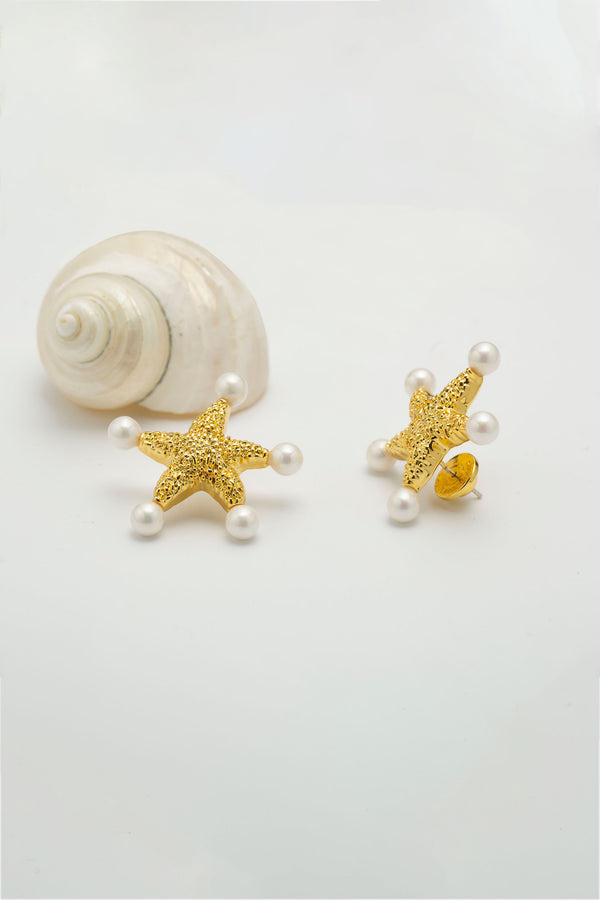 Lila Starfish Gold & Pearl Stud Earrings
