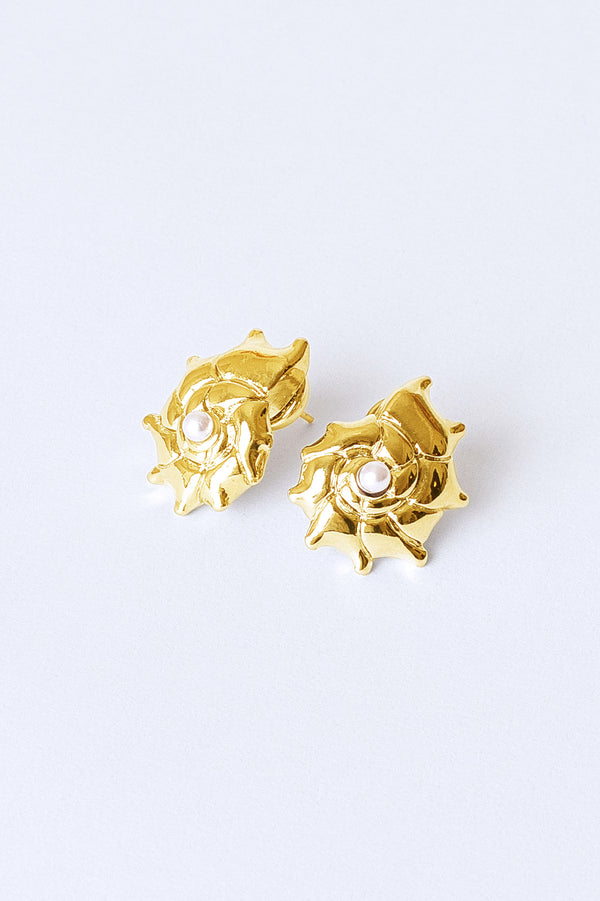 Leah Gold Shell Stud Earrings