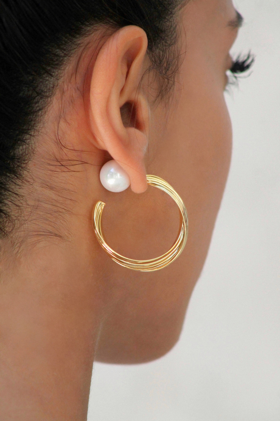 Golden Wave Hoop Earrings - Classicharms