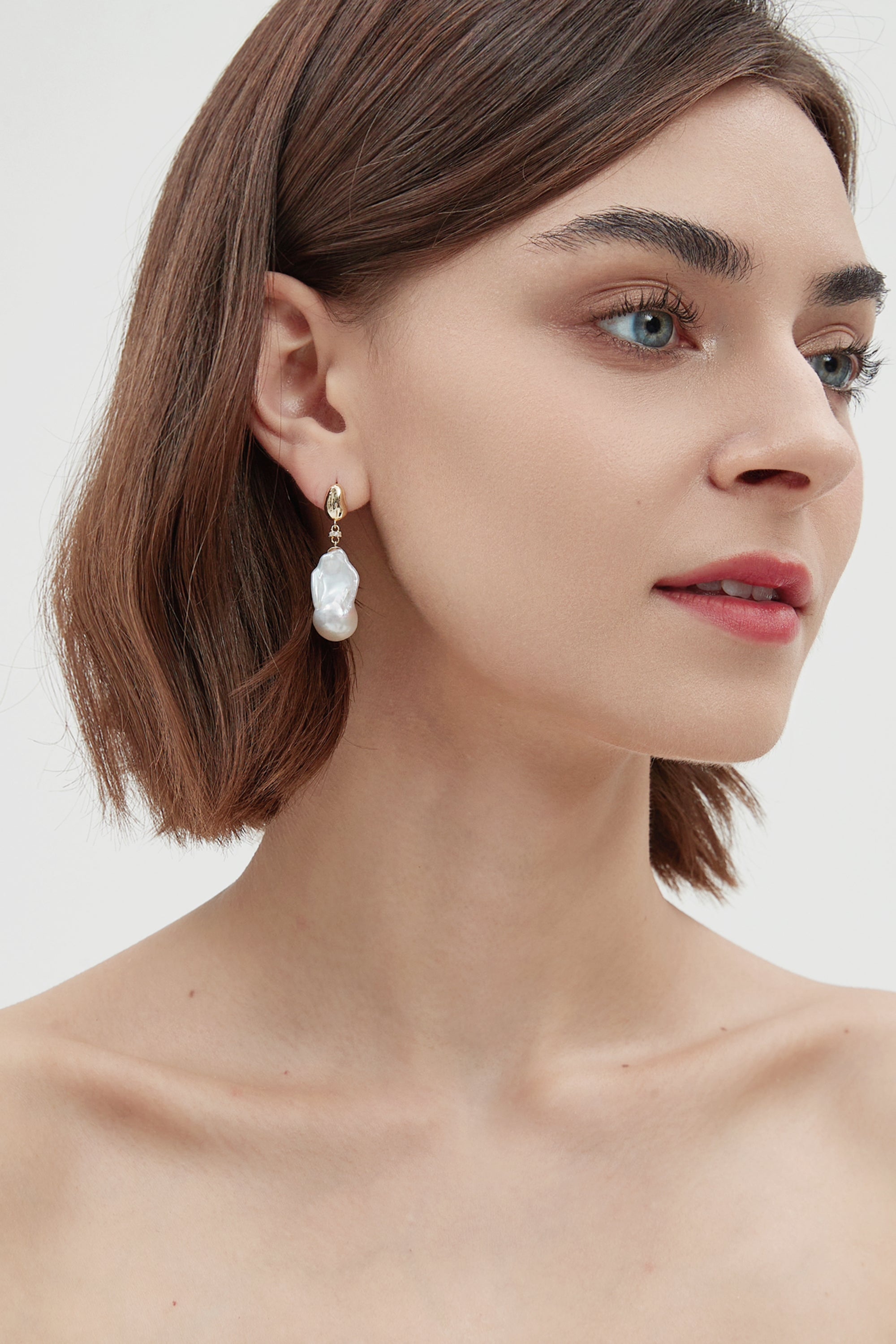 Doris Gold Vermeil Natural Baroque Pearl Drop Earrings – Classicharms