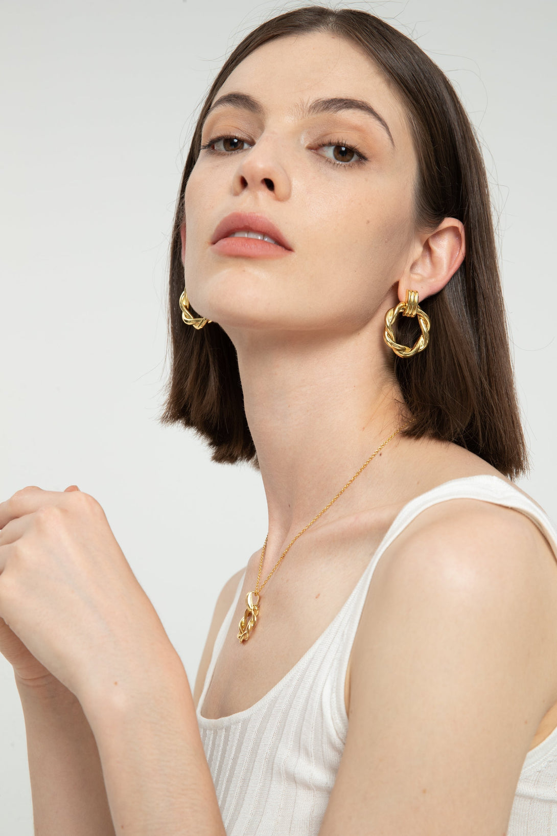 Eléa Gold Twisted Hoop Earrings - Classicharms