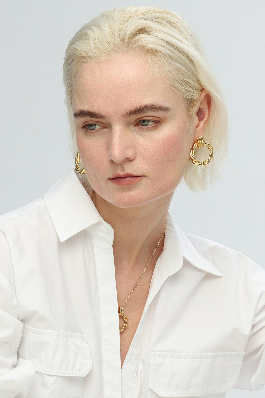 Eléa Gold Twisted Hoop Earrings - Classicharms