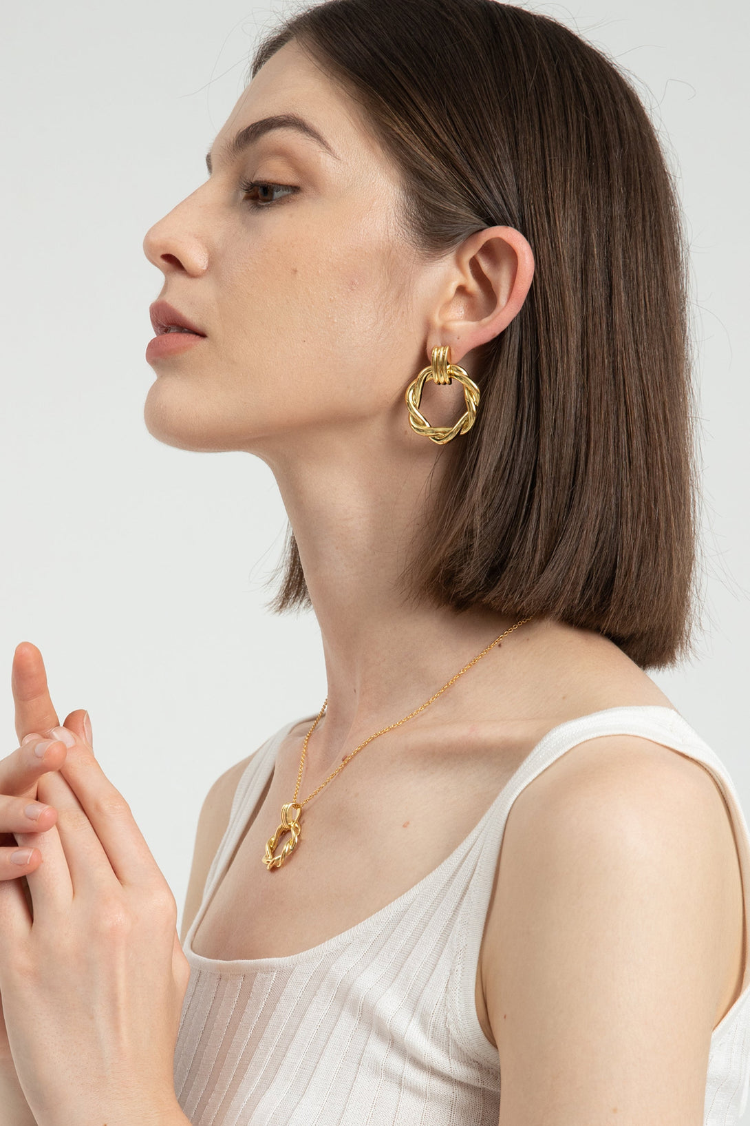 Eléa Gold Twisted Hoop Earrings - Classicharms