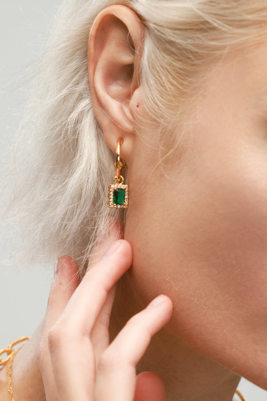 Emerald Hoop Earrings - Classicharms