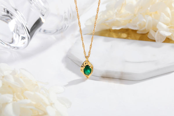 Emerald Pendant Necklace - Classicharms