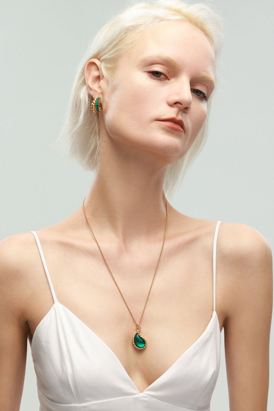 Gold Chain Drop Shape Emerald Pendant Necklace - Classicharms